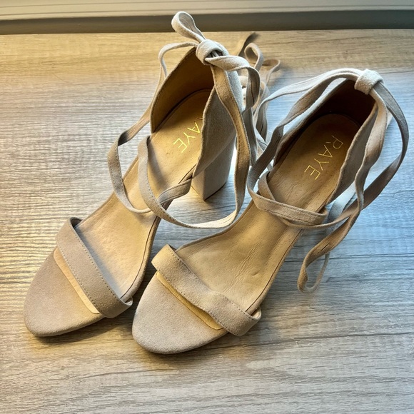 Raye Laurel Heel in size 9.5 - Picture 5 of 5
